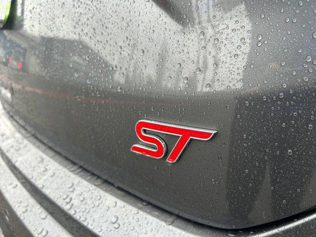 2023 Ford Edge ST