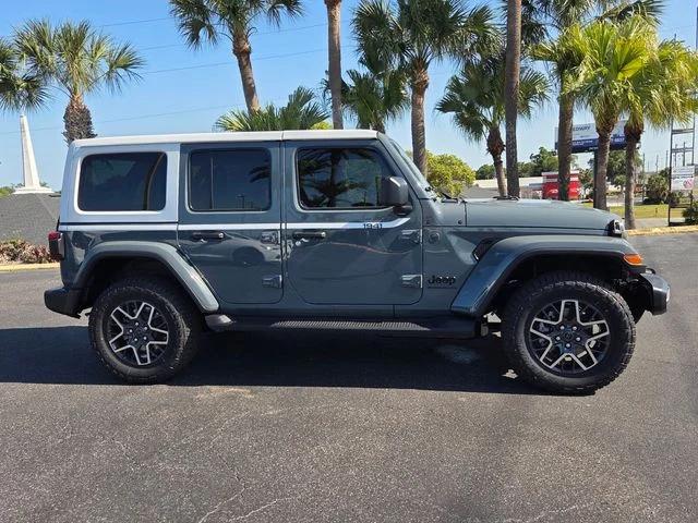 2026 Jeep Wrangler 4-Door Sahara 4x4