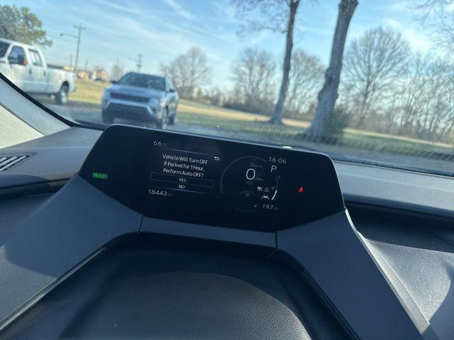 2025 Toyota Prius LE