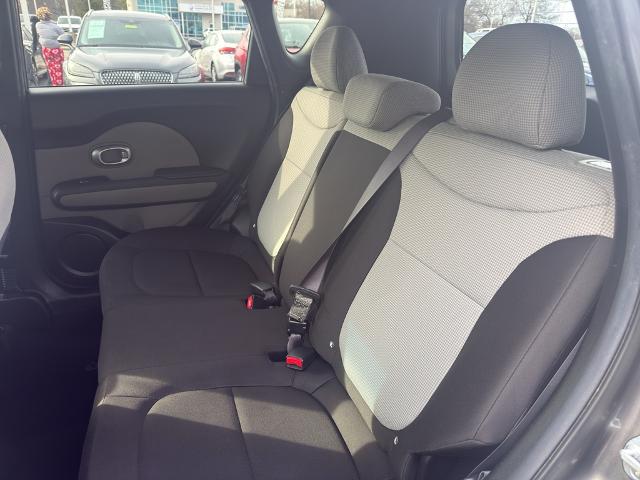 2017 Kia Soul Base