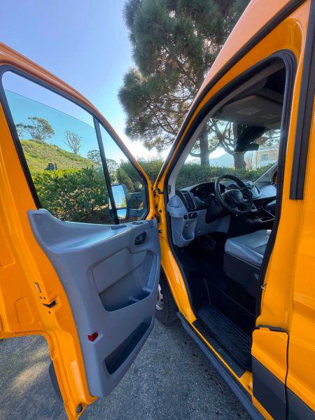 2017 Ford Transit Medium Roof w/Sliding Side Door w/RWB