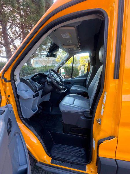 2017 Ford Transit Medium Roof w/Sliding Side Door w/RWB
