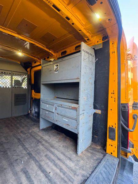2017 Ford Transit Medium Roof w/Sliding Side Door w/RWB