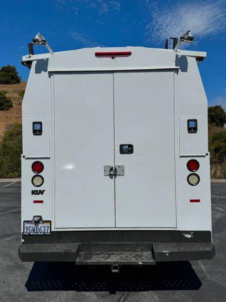 2015 Ford E-350 Cutaway Base
