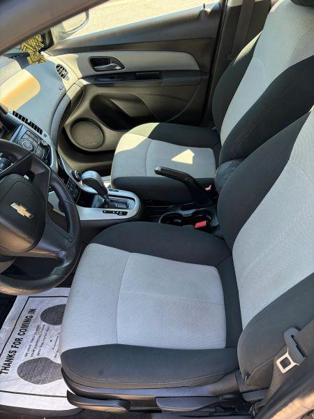 2011 Chevrolet Cruze LS