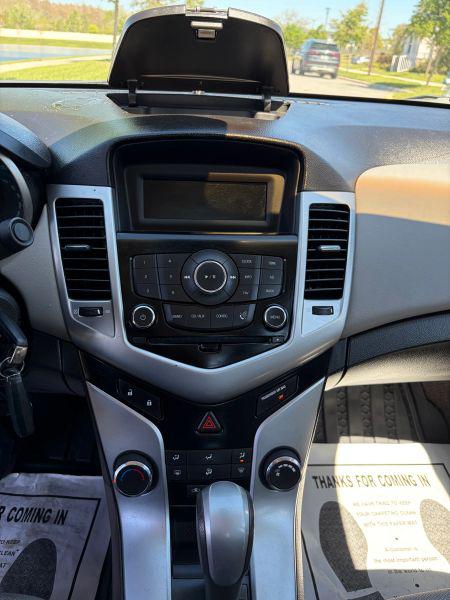 2011 Chevrolet Cruze LS