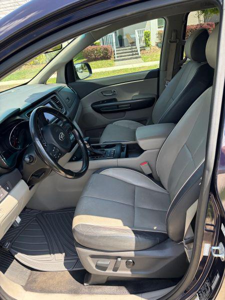 2018 Kia Sedona LX