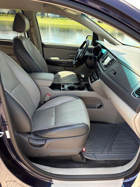 2018 Kia Sedona LX