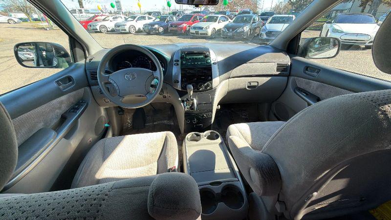 2008 Toyota Sienna CE