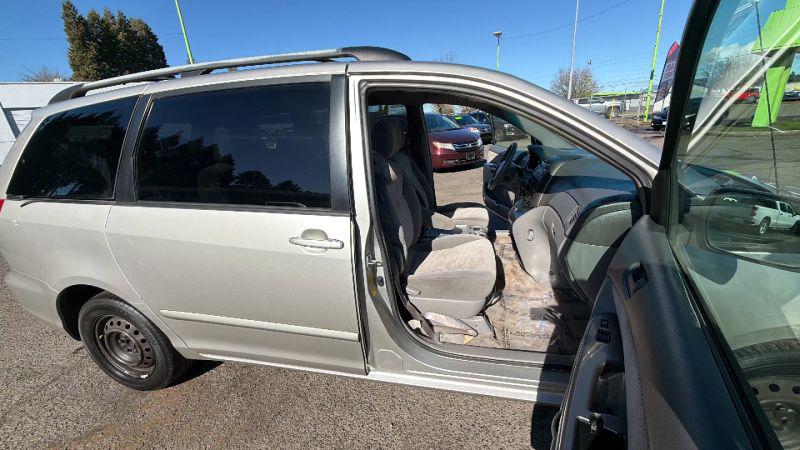 2008 Toyota Sienna CE