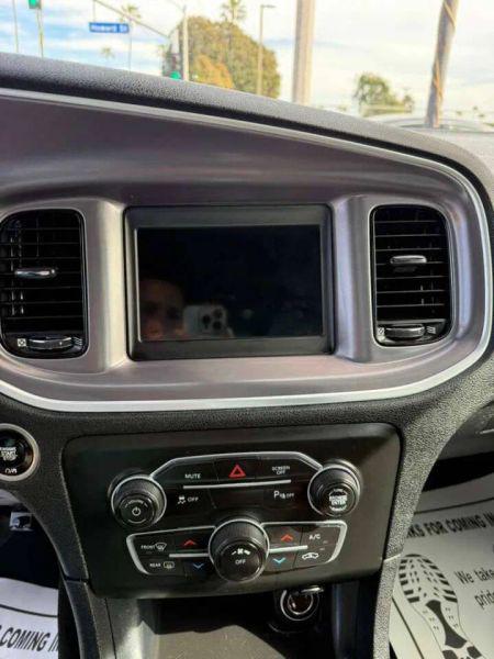 2019 Dodge Charger SXT RWD
