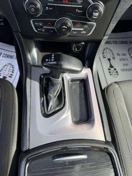 2019 Dodge Charger SXT RWD