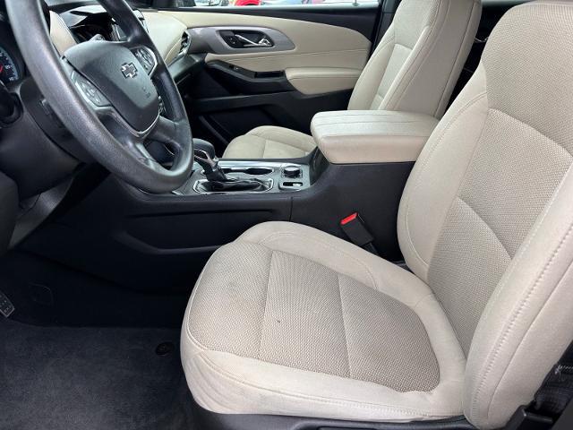 2023 Chevrolet Traverse FWD LS