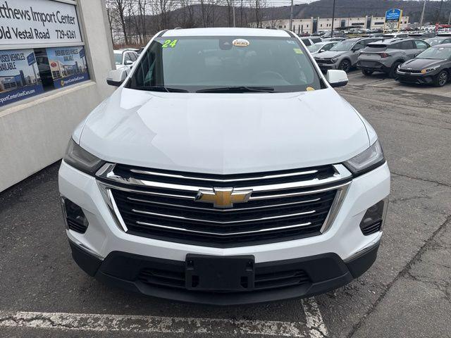 2024 Chevrolet Traverse AWD LT Leather