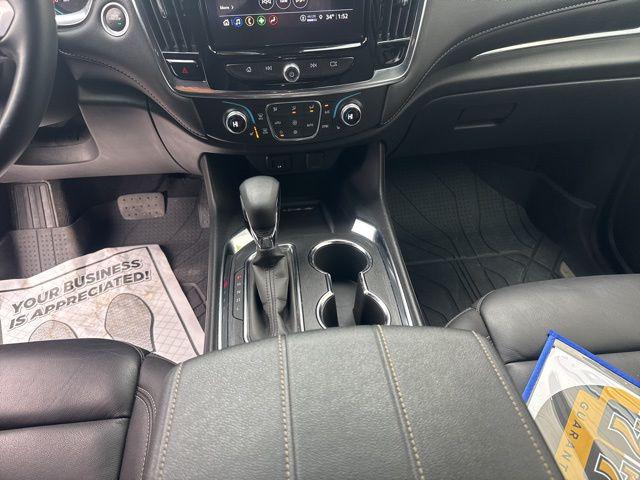 2024 Chevrolet Traverse AWD LT Leather