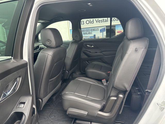 2024 Chevrolet Traverse AWD LT Leather
