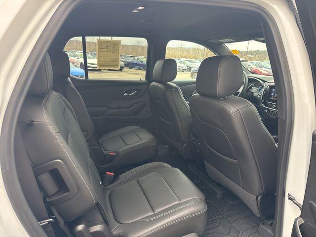 2024 Chevrolet Traverse AWD LT Leather