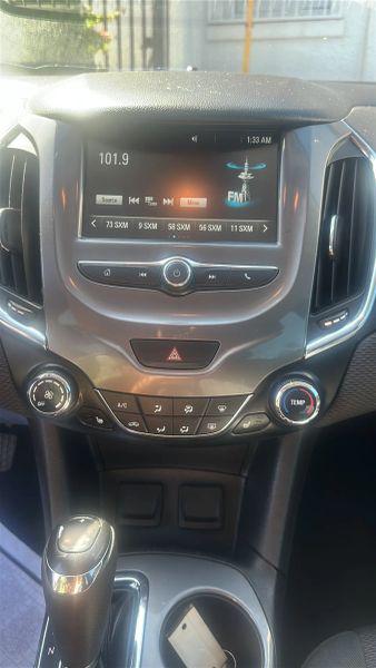 2018 Chevrolet Cruze LT Auto