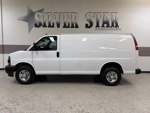 2022 Chevrolet Express Cargo Van RWD 2500 Regular Wheelbase WT for sale in Midlothian, TX