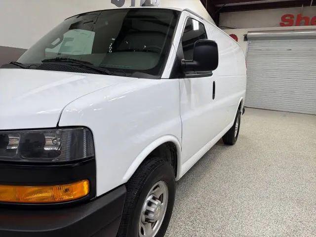 2022 Chevrolet Express Cargo Van RWD 2500 Regular Wheelbase WT