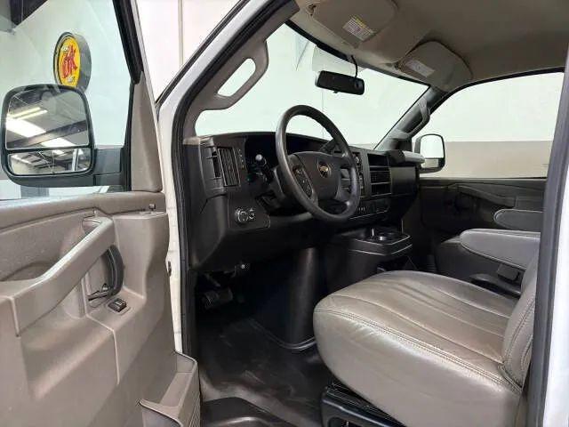 2022 Chevrolet Express Cargo Van RWD 2500 Regular Wheelbase WT