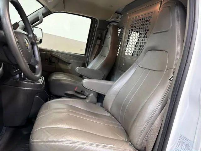 2022 Chevrolet Express Cargo Van RWD 2500 Regular Wheelbase WT