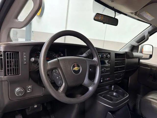 2022 Chevrolet Express Cargo Van RWD 2500 Regular Wheelbase WT