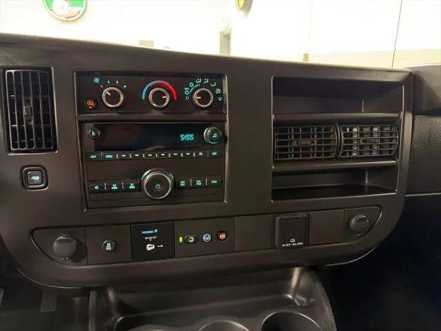 2022 Chevrolet Express Cargo Van RWD 2500 Regular Wheelbase WT