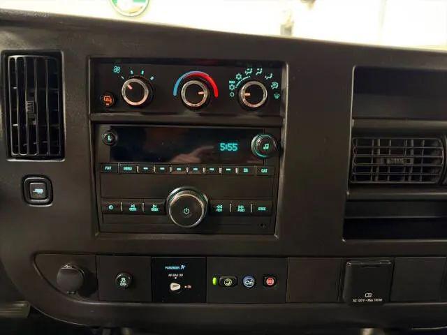 2022 Chevrolet Express Cargo Van RWD 2500 Regular Wheelbase WT