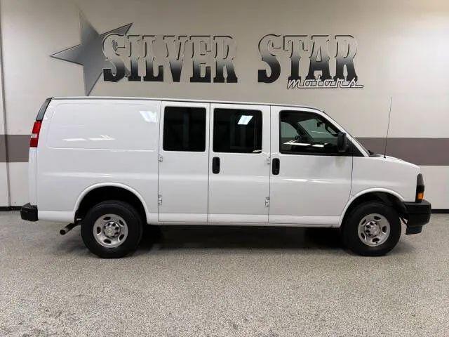 2022 Chevrolet Express Cargo Van RWD 2500 Regular Wheelbase WT