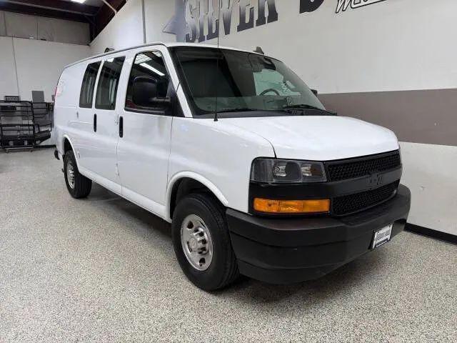 2022 Chevrolet Express Cargo Van RWD 2500 Regular Wheelbase WT