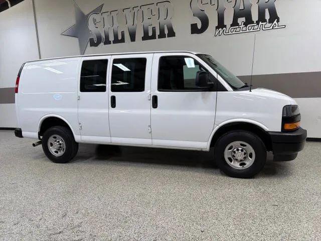 2022 Chevrolet Express Cargo Van RWD 2500 Regular Wheelbase WT