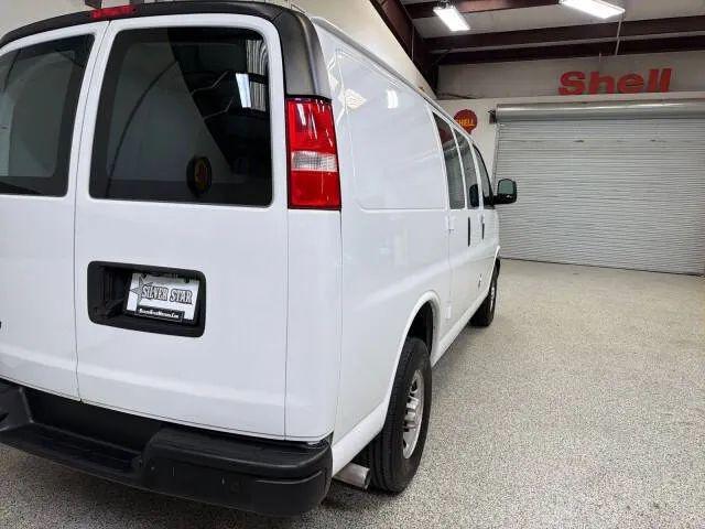 2022 Chevrolet Express Cargo Van RWD 2500 Regular Wheelbase WT