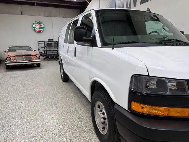 2022 Chevrolet Express Cargo Van RWD 2500 Regular Wheelbase WT