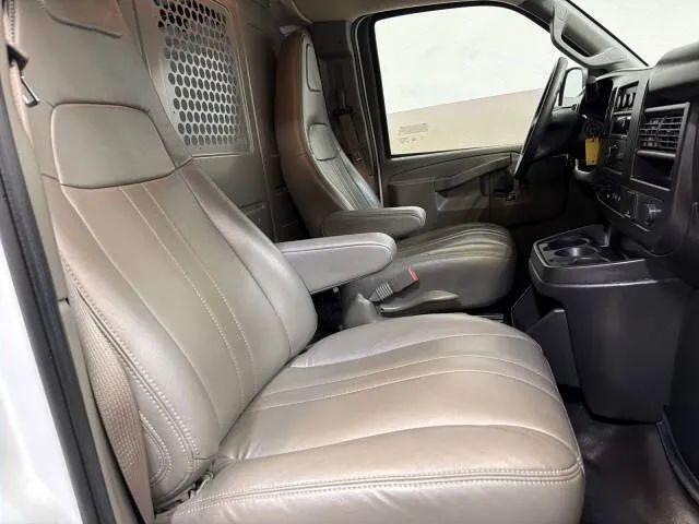 2022 Chevrolet Express Cargo Van RWD 2500 Regular Wheelbase WT