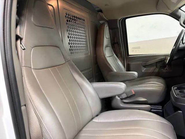 2022 Chevrolet Express Cargo Van RWD 2500 Regular Wheelbase WT