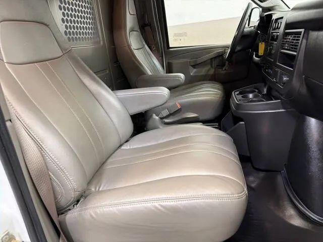 2022 Chevrolet Express Cargo Van RWD 2500 Regular Wheelbase WT