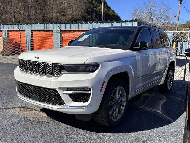 2022 Jeep Grand Cherokee Summit 4x4