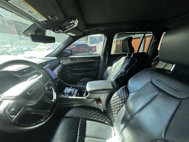 2022 Jeep Grand Cherokee Summit 4x4