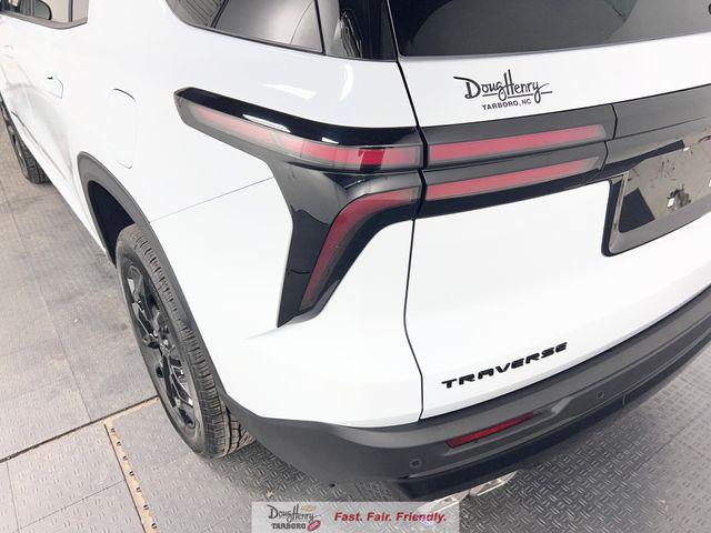 2026 Chevrolet Traverse FWD LT