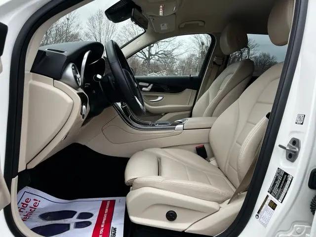 2022 Mercedes-Benz GLC SUV
