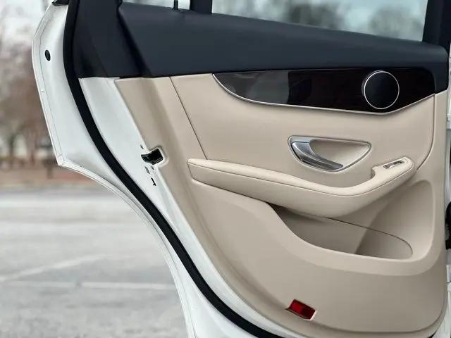 2022 Mercedes-Benz GLC SUV