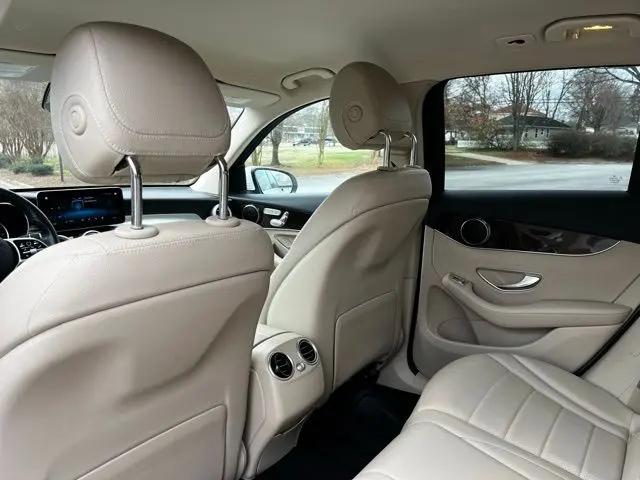 2022 Mercedes-Benz GLC SUV