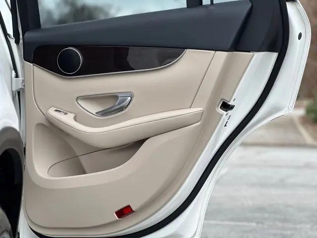 2022 Mercedes-Benz GLC SUV