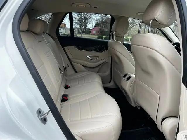 2022 Mercedes-Benz GLC SUV