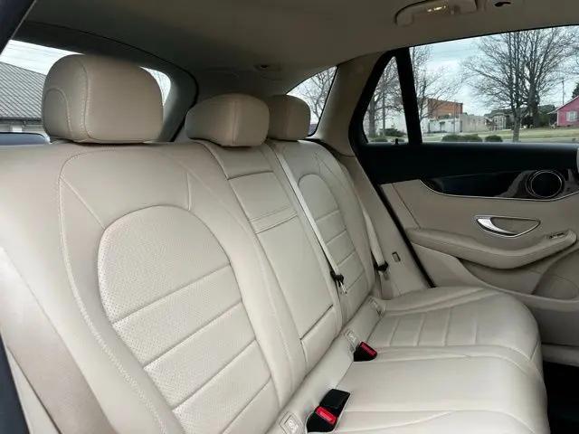 2022 Mercedes-Benz GLC SUV