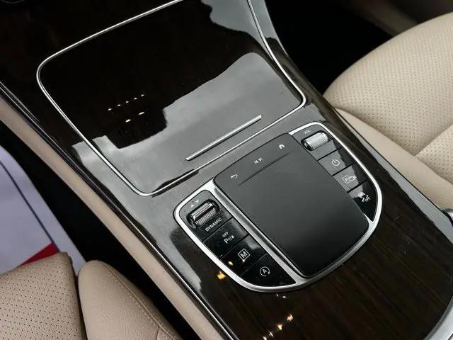 2022 Mercedes-Benz GLC SUV