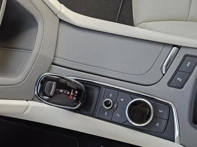 2026 Cadillac XT5 Premium Luxury FWD