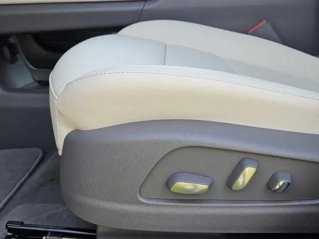 2026 Cadillac XT5 Premium Luxury FWD