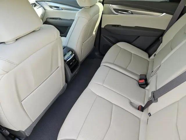 2026 Cadillac XT5 Premium Luxury FWD